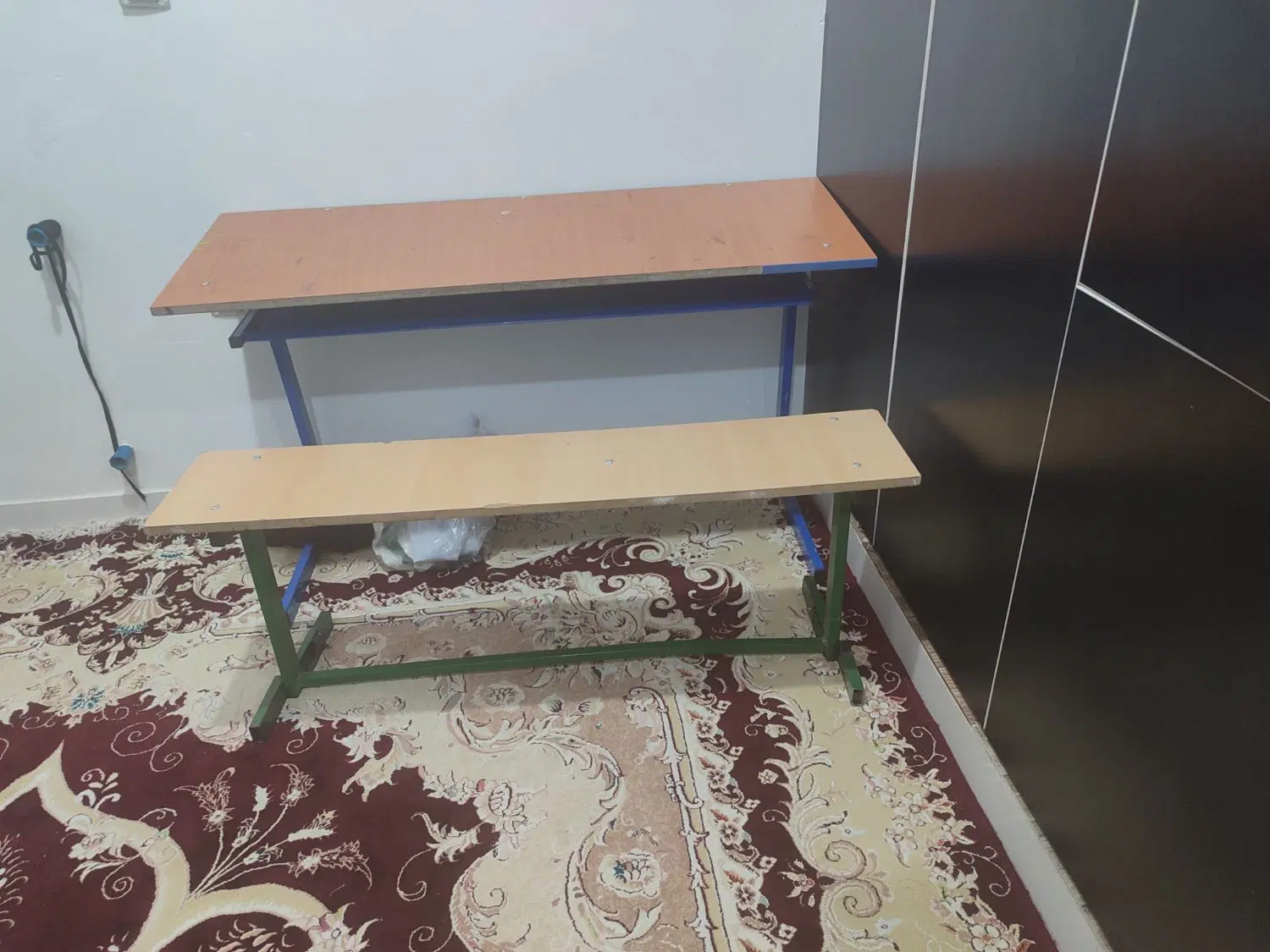 نیمکت|صندلی و نیمکت|سراب باغ, |دیوار