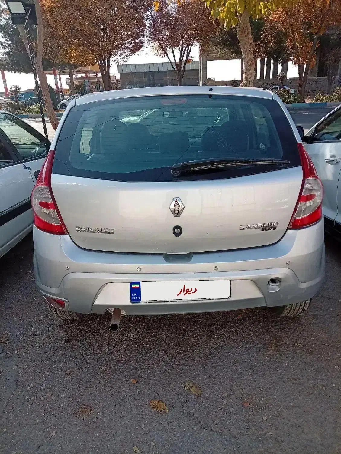 ساندرو اتومات مدل95|خودرو سواری و وانت|شاهینشهر, گزبرخوار|دیوار