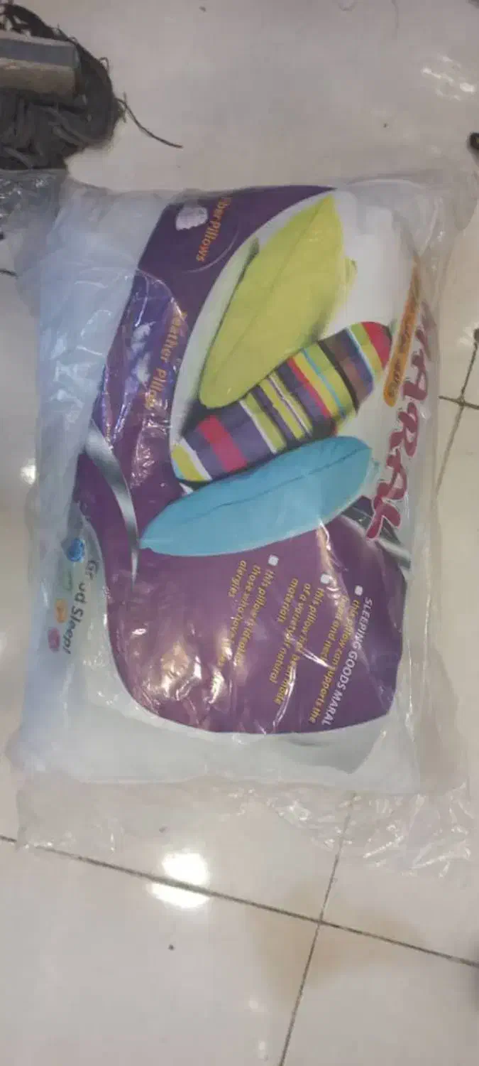 فروش عمده بالشت و تشک مسافرتی|رختخواب، بالش، پتو|شهرکرد, |دیوار