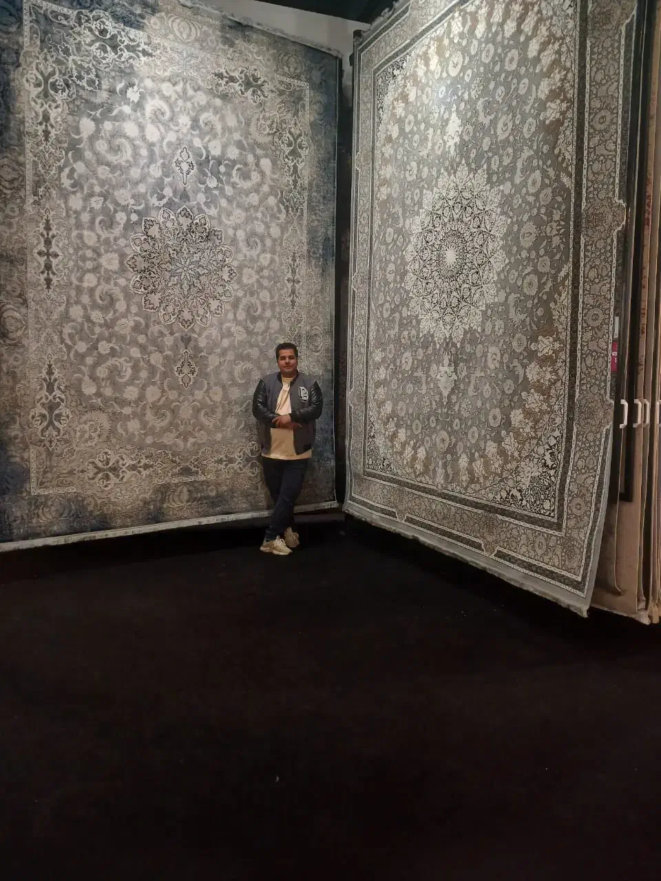 فرش ۱۲۰۰شانه نگارستان جدید|فرش|بوشهر, |دیوار