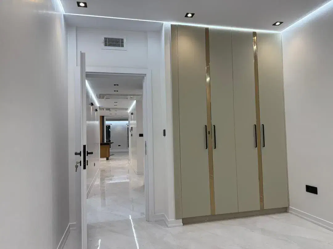 ۱۹۰ متر / فول بازسازی شده/نیمه فرنیش/مهستان