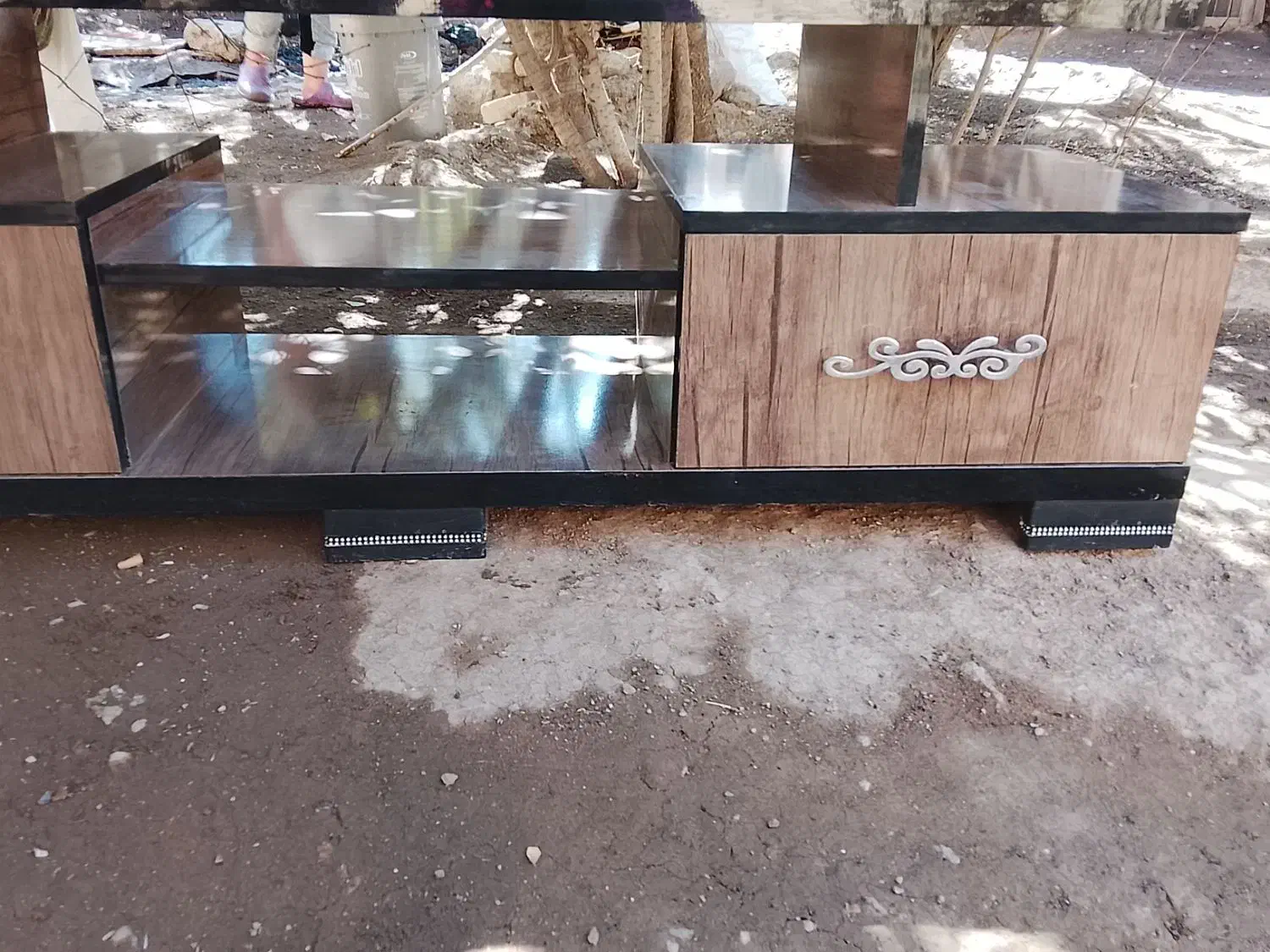 میزتیلویزیونی|میز تلویزیون|هیر, |دیوار