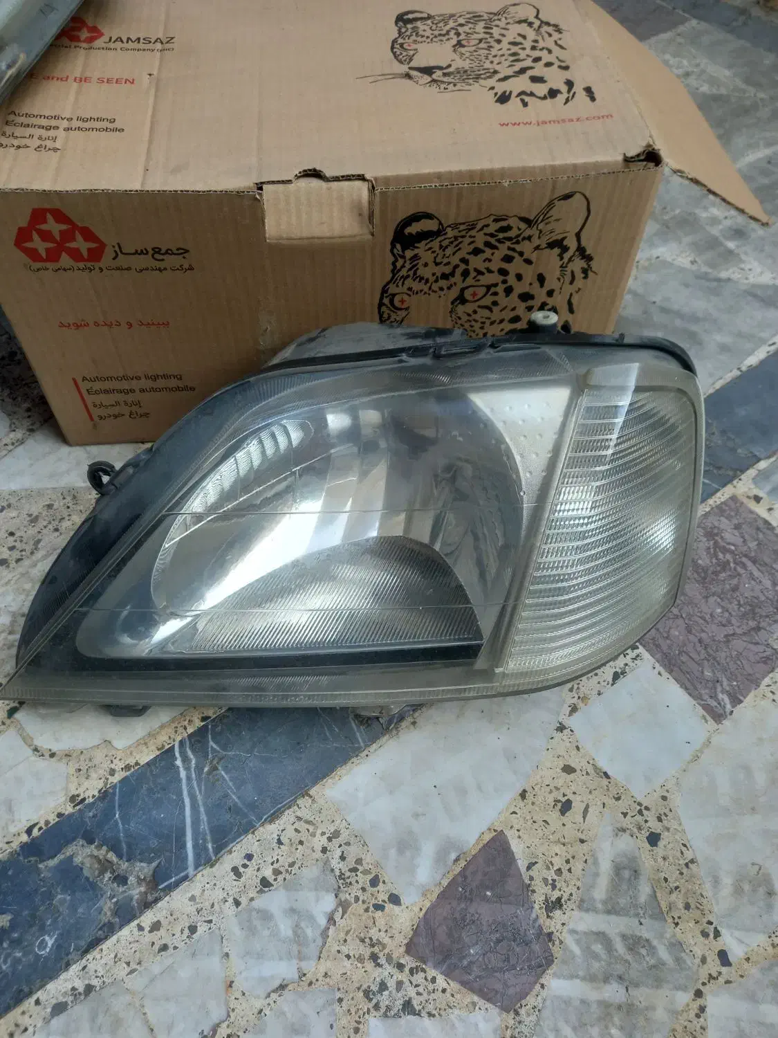 چراغ جلوی ال ۹۰|قطعات یدکی و لوازم جانبی|رشت, کوی مهر|دیوار