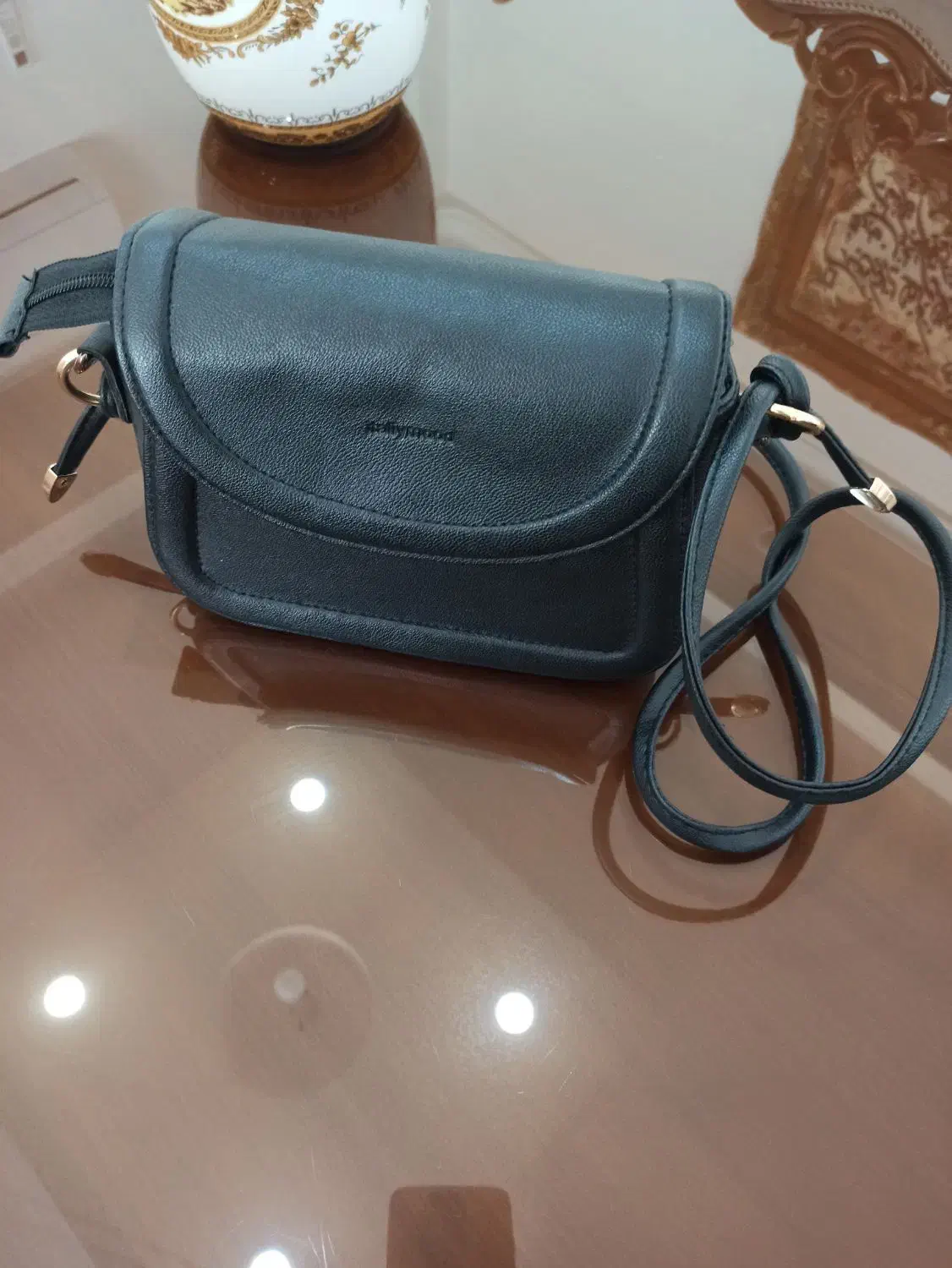 کیف|کیف، کفش، کمربند|ارومیه, |دیوار