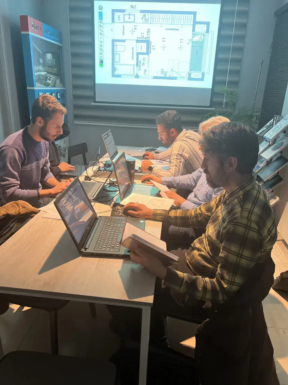 آموزش هوشمندسازی ساختمان / خانه هوشمند / BMS / برق|خدمات آموزشی|مشهد, فلسطین|دیوار