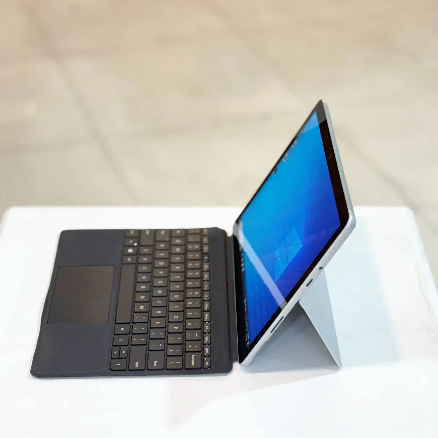 لپ تاپ تبلت مایکروسافت سرفیس Microsoft surface Go2|تبلت|شیراز, ملاصدرا|دیوار