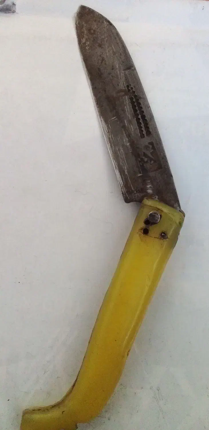 2 عدد چاقو و 1 عدد موکت بر|کلکسیون و سرگرمی|سقز, |دیوار