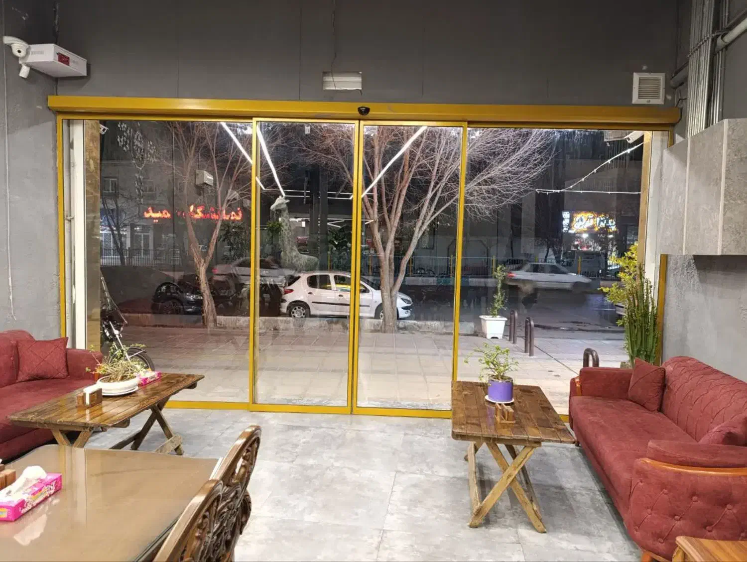 کرکره برقی/دوربین/شیشه سکوریت/دزدگیر|مصالح و تجهیزات ساختمان|یزد, |دیوار