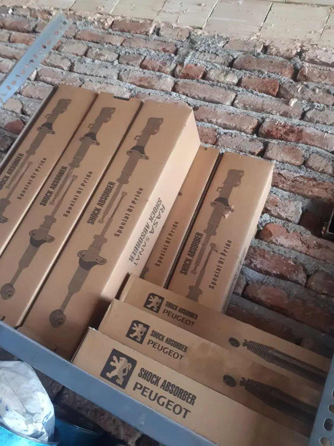 انوع کمک فنر، تعمیر ، فروش و نصب|خدمات موتور و ماشین|آذرشهر, |دیوار