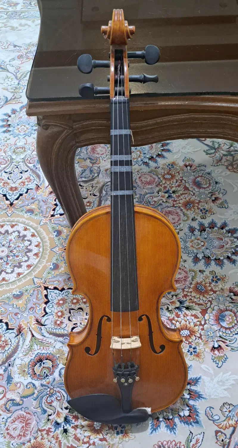 ویلون|ویولن|دورود, |دیوار