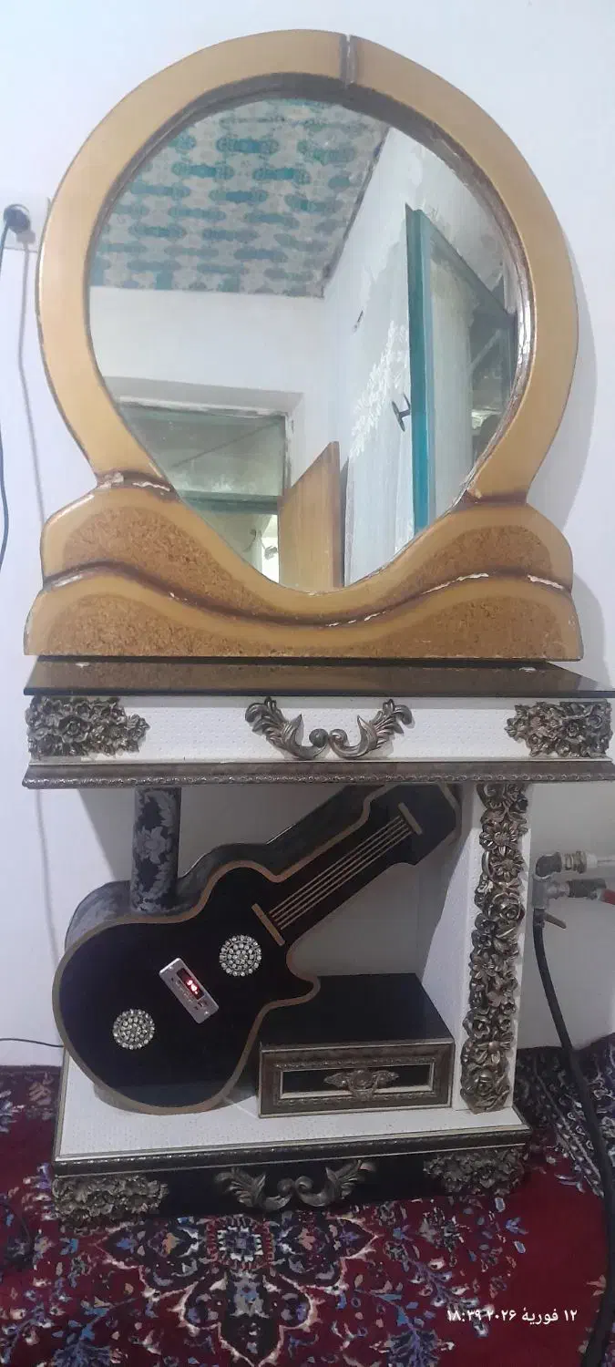 میز وآینه|بوفه، ویترین، کنسول|کرمانشاه, |دیوار