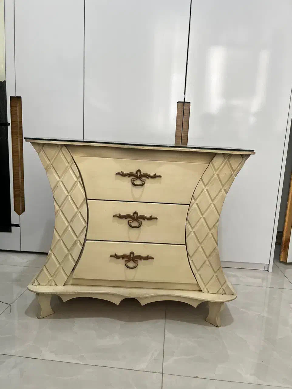 میز|مبلمان خانگی و میز عسلی|ملارد, |دیوار