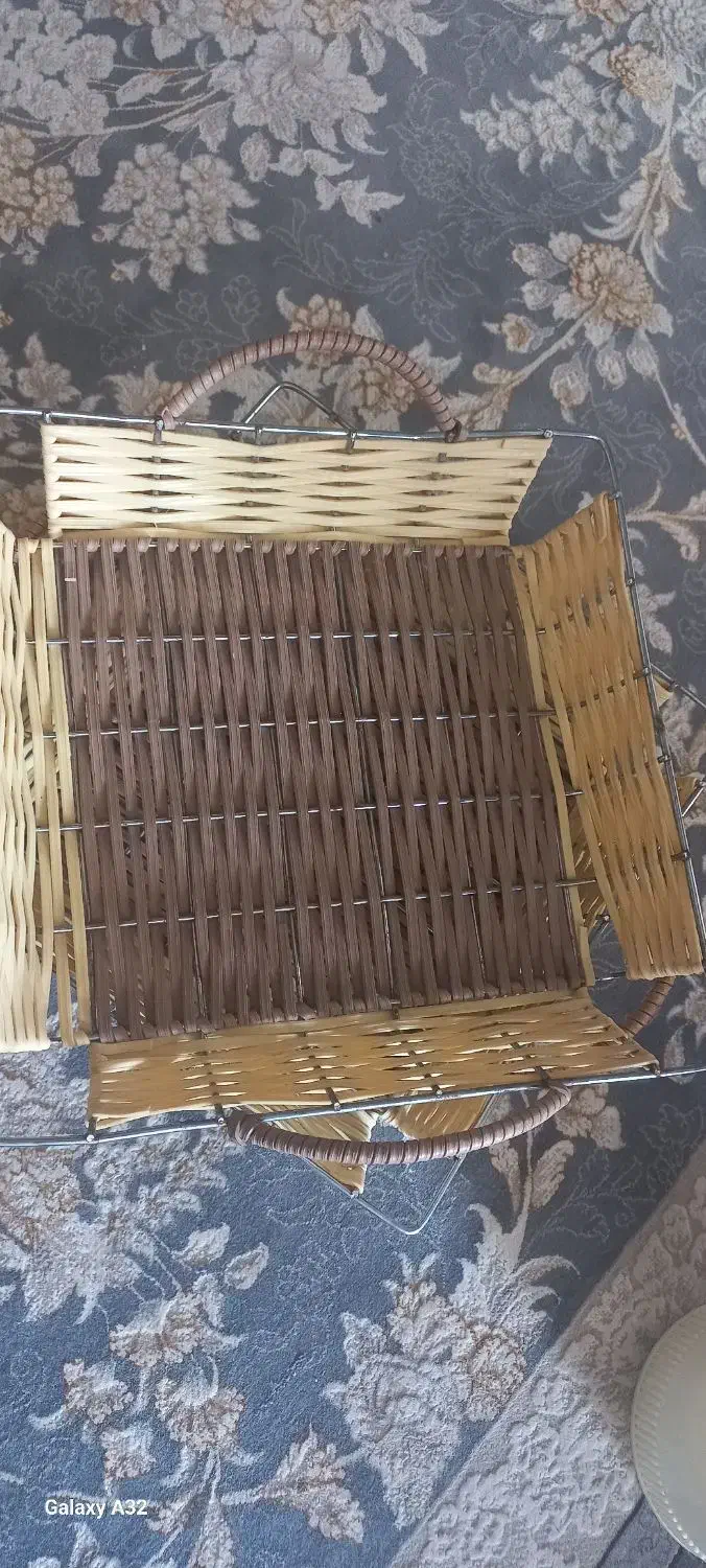 سبد فلزی حصیر بافت|صنایع دستی و سایر لوازم تزئینی|قم, امامزاده ابراهیم|دیوار