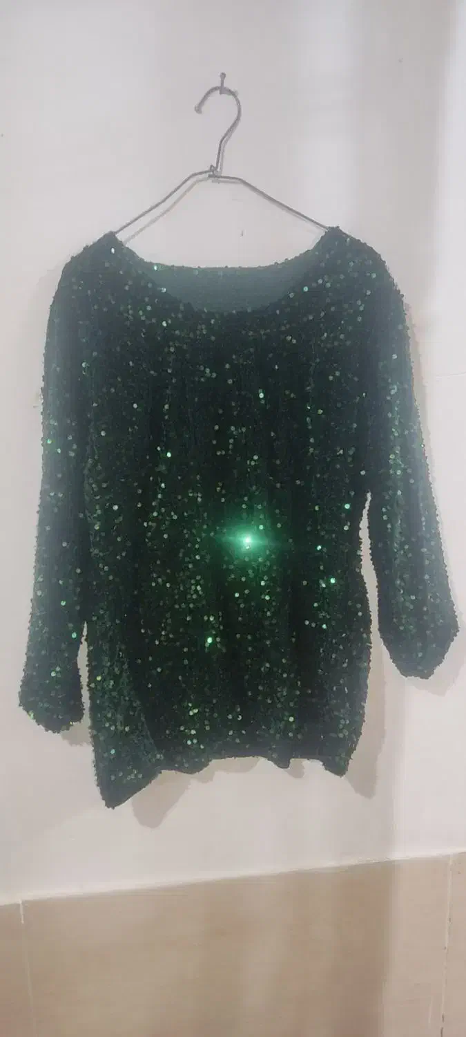 لباس مجلسی زنانه|لباس|طارم (زنجان), |دیوار