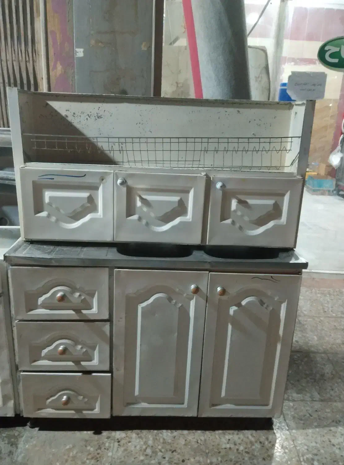 سرویس کابینت دارم حتابالاپاین دارم|صندلی و نیمکت|زاهدان, |دیوار