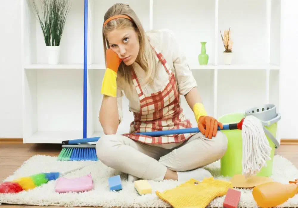 استخدام شرکت خدماتی سرایدار (زن وشوهر بدون بچه)|استخدام سرایداری و نظافت|کرمان, |دیوار