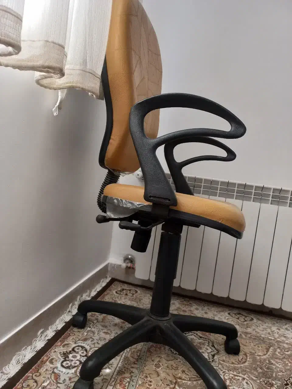 صندلی چرخان سالم|مبلمان اداری|ایلام, |دیوار