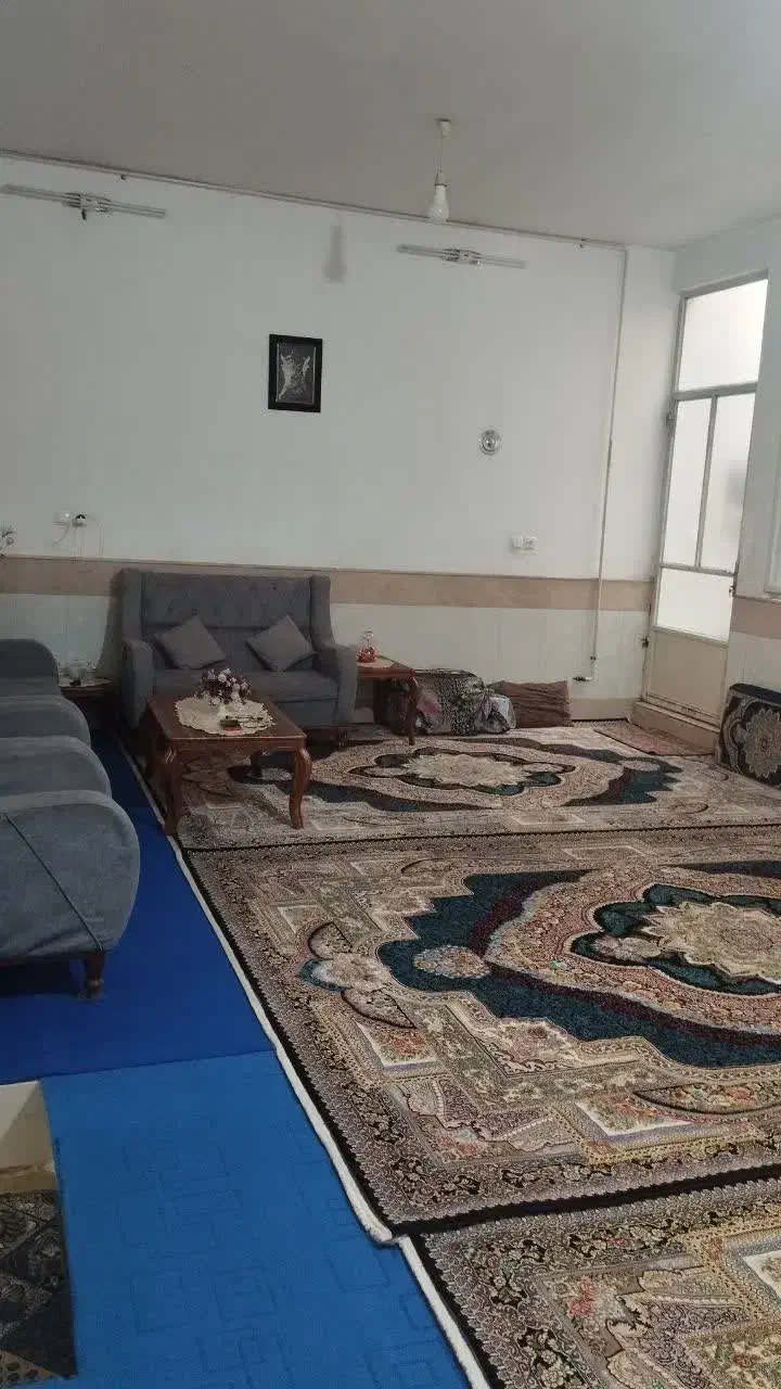 اجاره خانه ویلایی ۱۱۵ متری ۱ خوابه در کشاورز شمالی|اجارهٔ خانه و ویلا|قم, زند آباد|دیوار