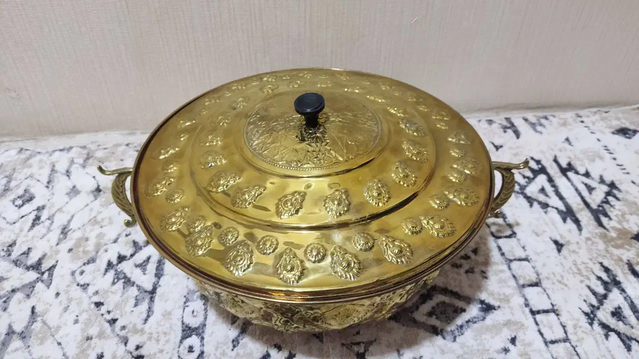 ظروف قدیم|کلکسیون اشیاء عتیقه|سبزوار, بیهق شرقی|دیوار