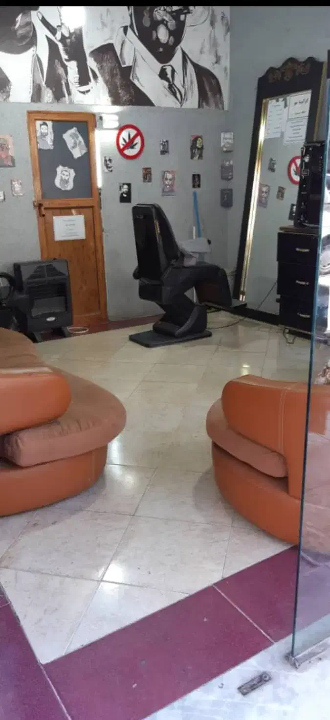 اجاره مغازه ۲۰ متر نبش میلان ۱۶|اجارهٔ مغازه و غرفه|گلستان (تهران), |دیوار