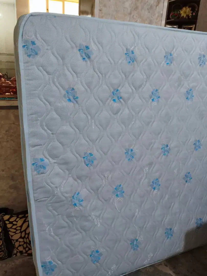 خوشخواب دو نفره در حد نو|تشک تختخواب|زرقان, |دیوار