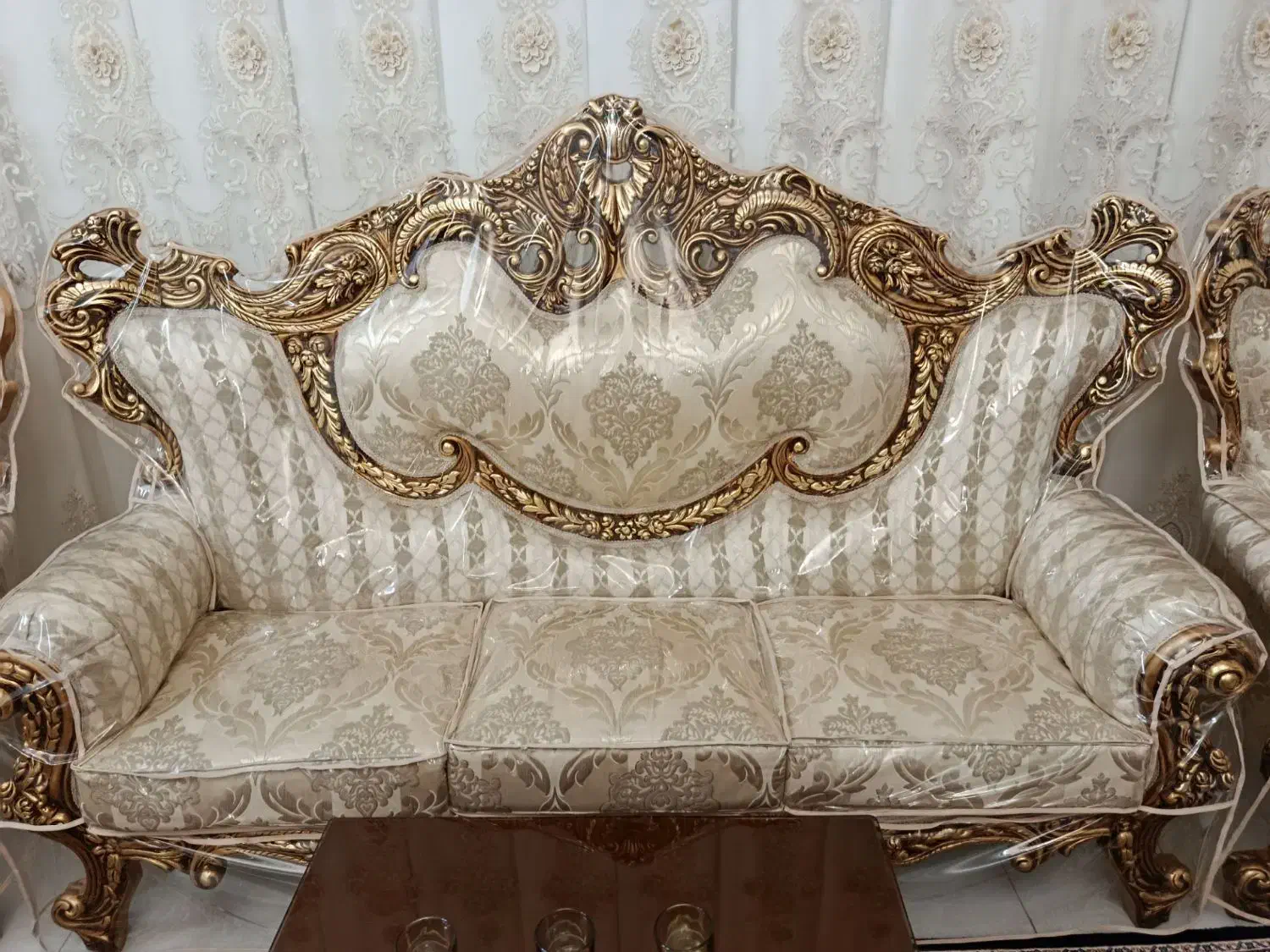 مبل سلطنتی|مبلمان خانگی و میز عسلی|سلماس, |دیوار