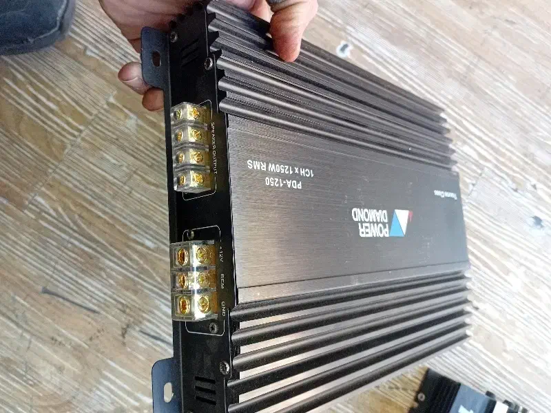 امپیلی مونو واستریو باهم فقط...|قطعات یدکی و لوازم جانبی|شیراز, تحویلی|دیوار