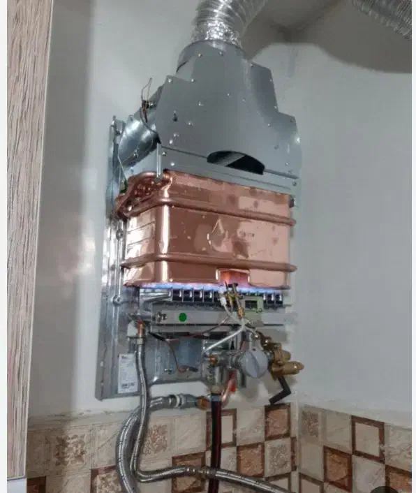 سرویس ونصب انواع ابگرمکن دیواری وزمینی و پمپ اب|آبگرمکن، پکیج، شوفاژ|دزفول, |دیوار