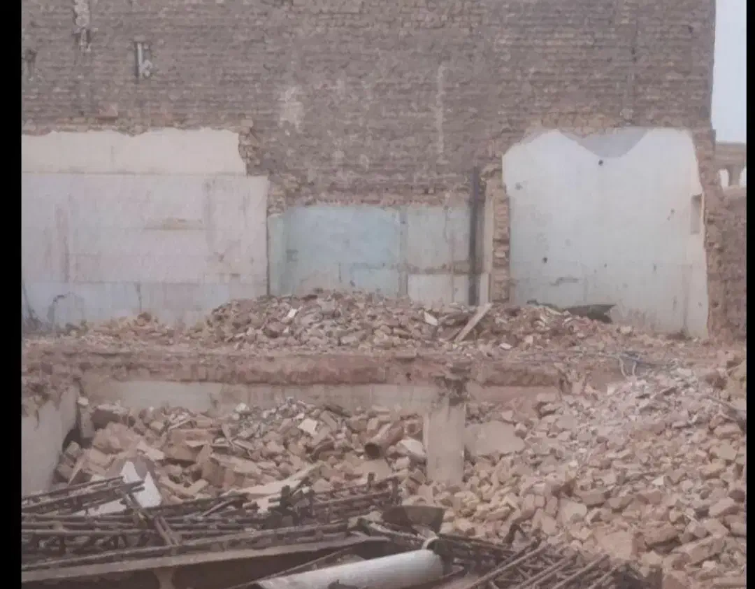 تخریب بازسازی اجرنما کاشی سرامیک ایزوگام|خدمات پیشه و مهارت|فولادشهر, B4|دیوار