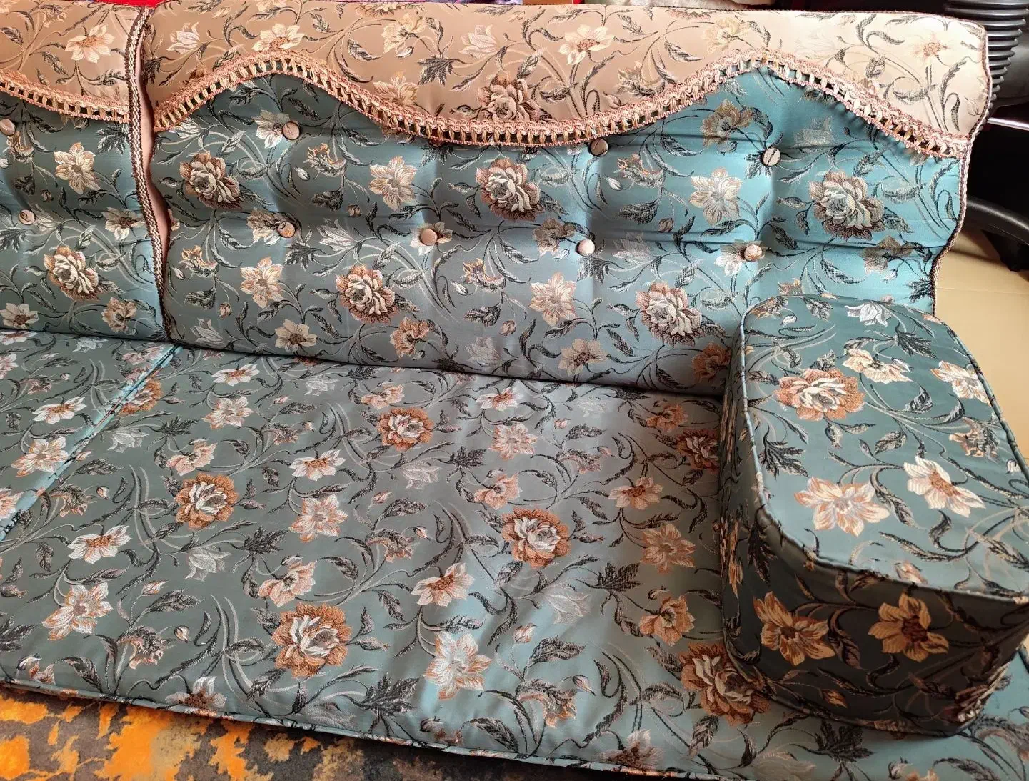 پشتی شاه نشین|پشتی|شیراز, شهرک سراج|دیوار