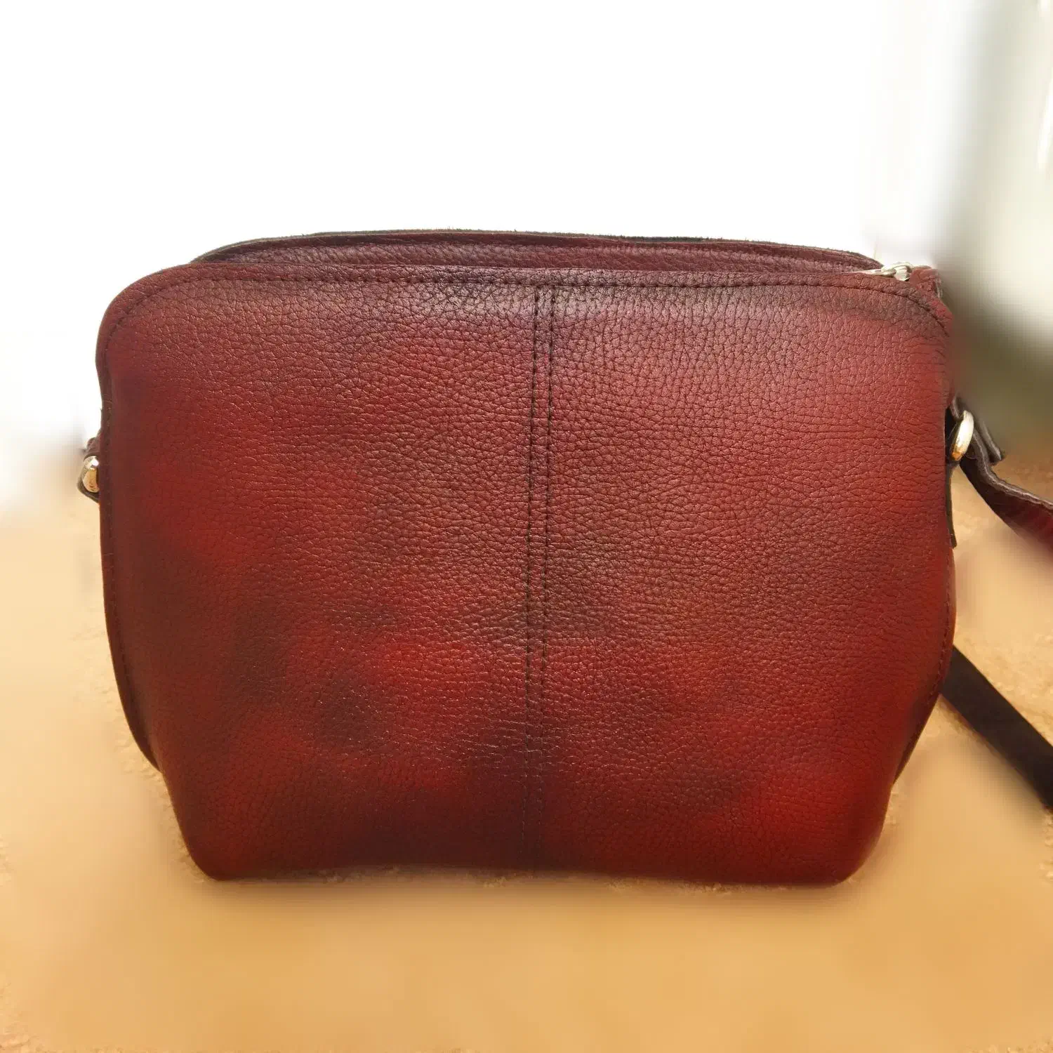 کیف چرم|کیف، کفش، کمربند|خلخال, |دیوار