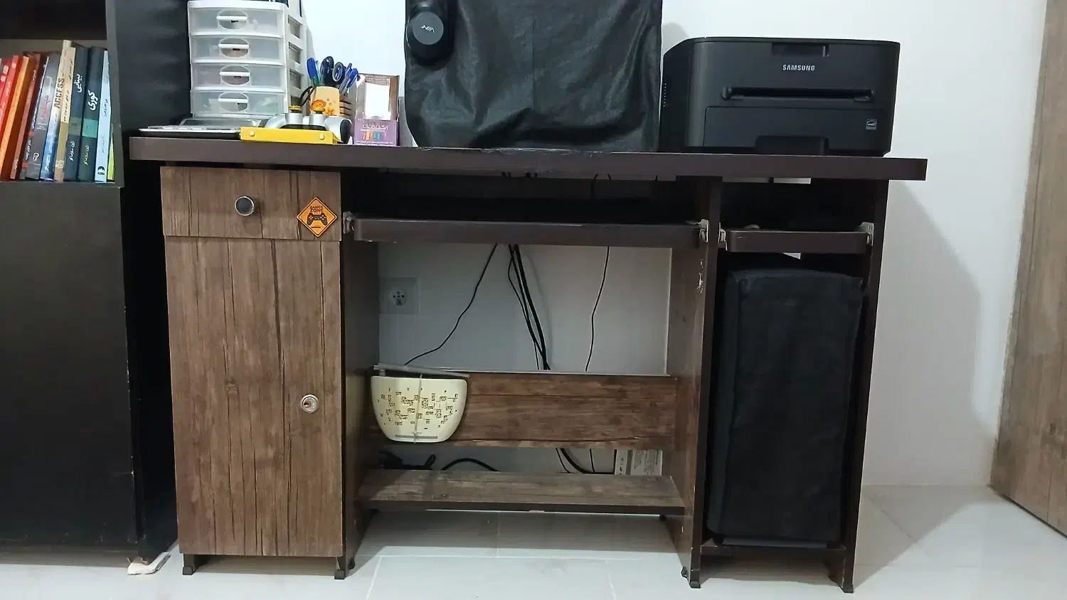 میز کامپیوتر|میز تحریر و کامپیوتر|گلبهار, شهر جدید گلبهار|دیوار