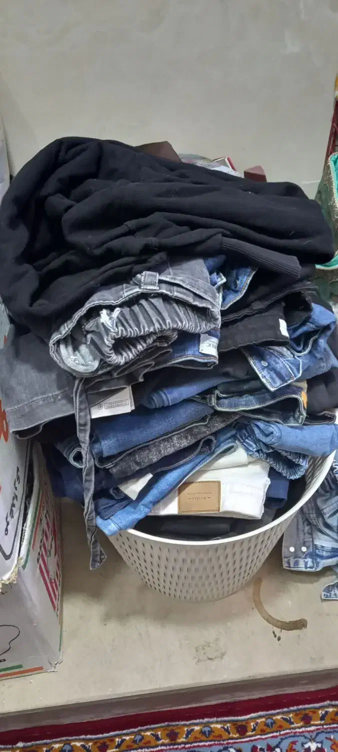 بارجدید|لباس|ملایر, |دیوار