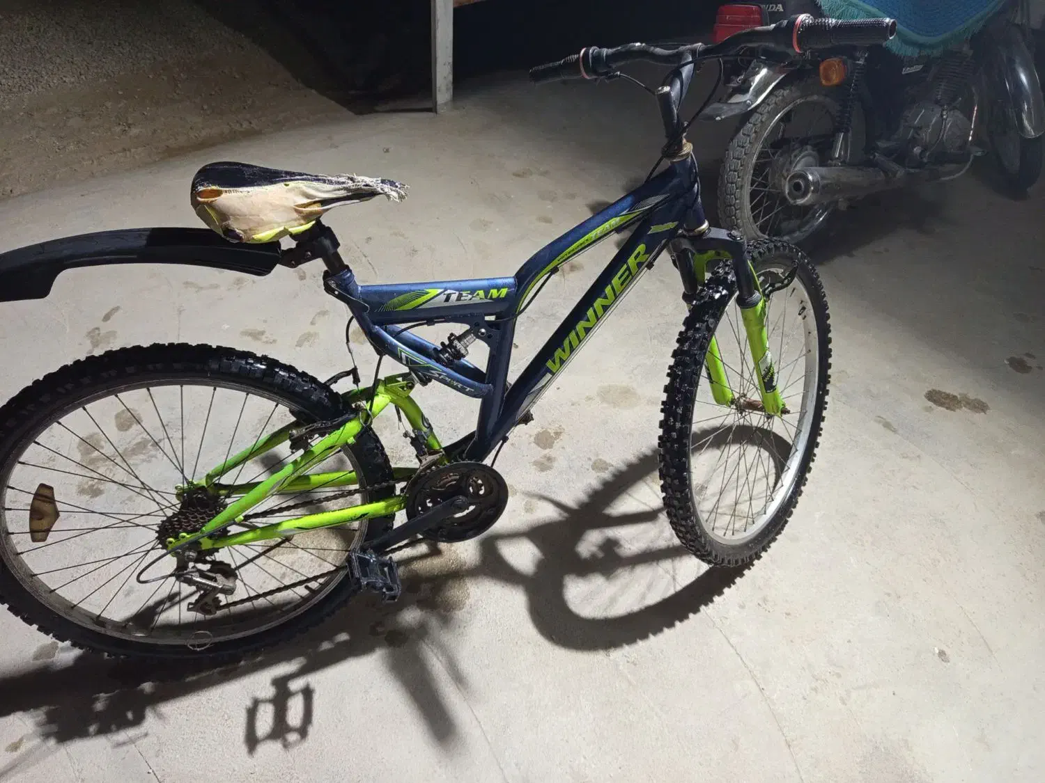 فروش دوچرخه ی تمیز و کار نکرده|دوچرخه، اسکیت، اسکوتر|اهرم, |دیوار