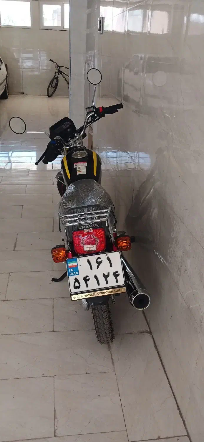 فروش موتور سیکلت لیفان مدل 404|موتورسیکلت|بروجن, |دیوار