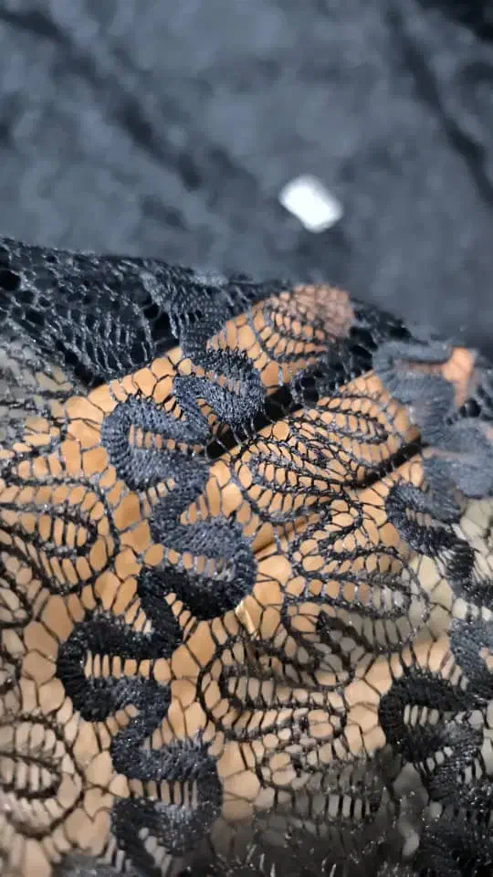 پارچه متری|لباس|میاندوآب, |دیوار