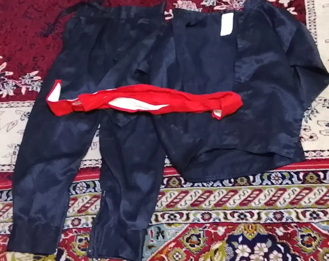 شکم‌بند کونگ فو و لباس کاراته|تجهیزات ورزشی|سنندج, |دیوار