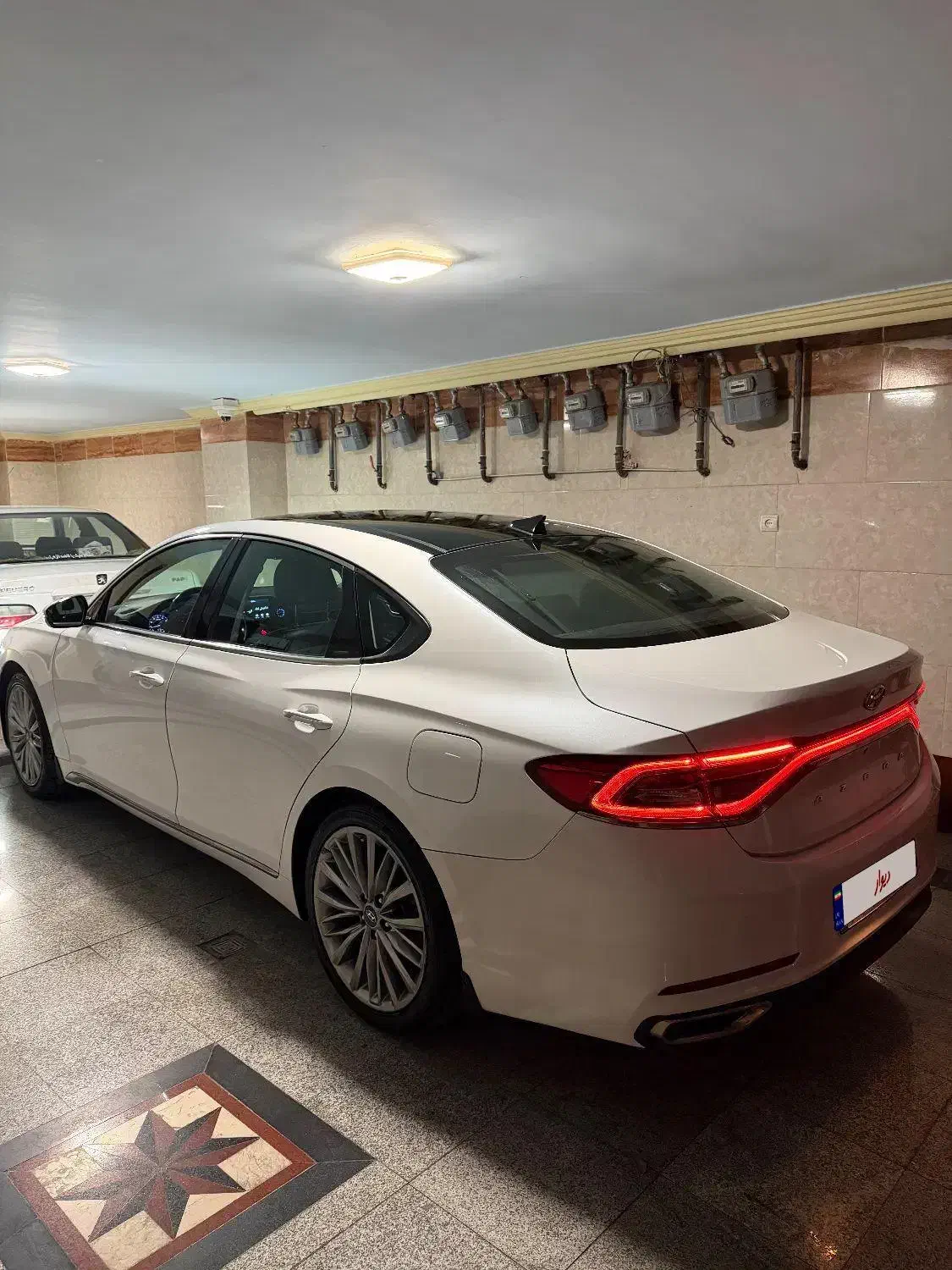 ازرا۲۰۱۸بدون رنگ|خودرو سواری و وانت|تهران, شهرک شریعتی|دیوار