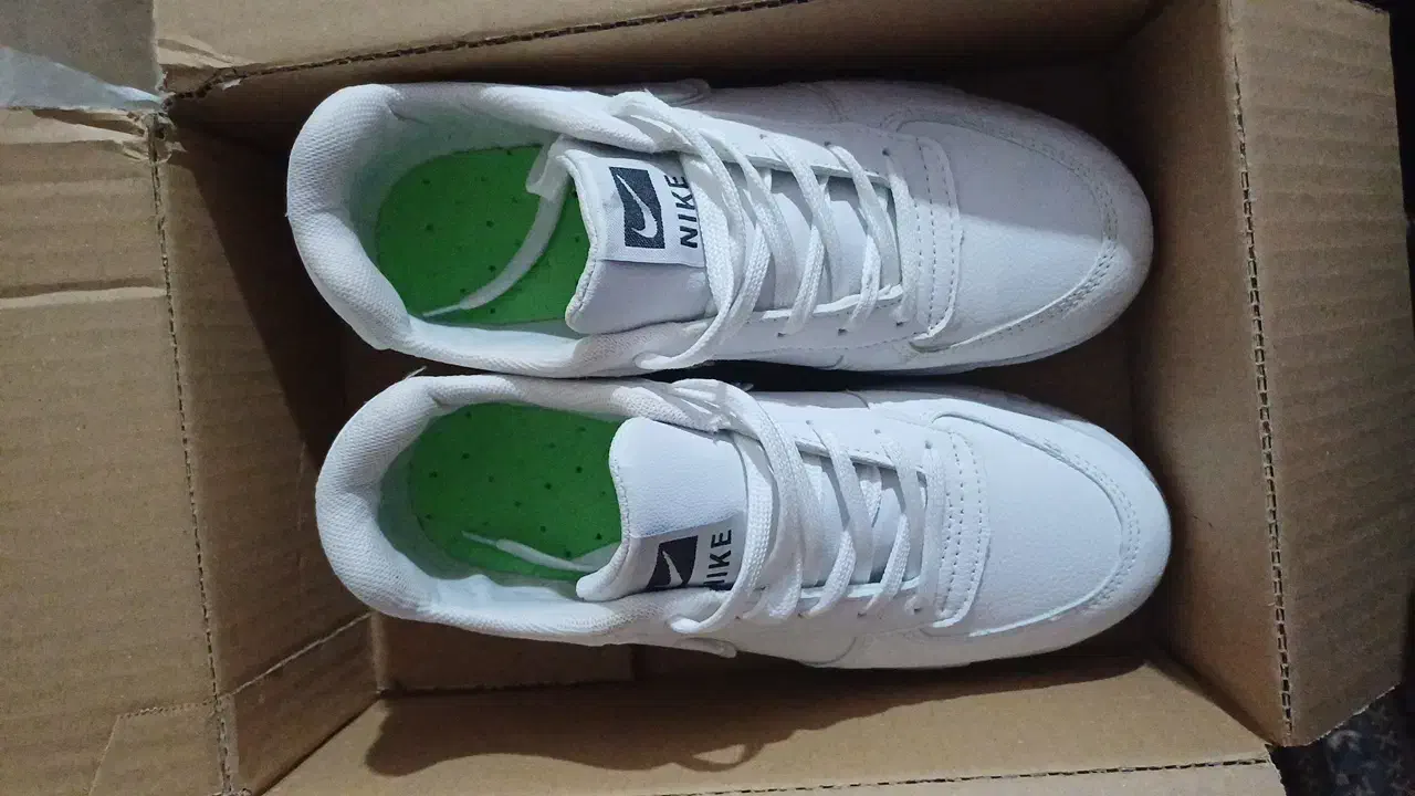 کفش اسپرت نایکی|کیف، کفش، کمربند|فامنین, |دیوار