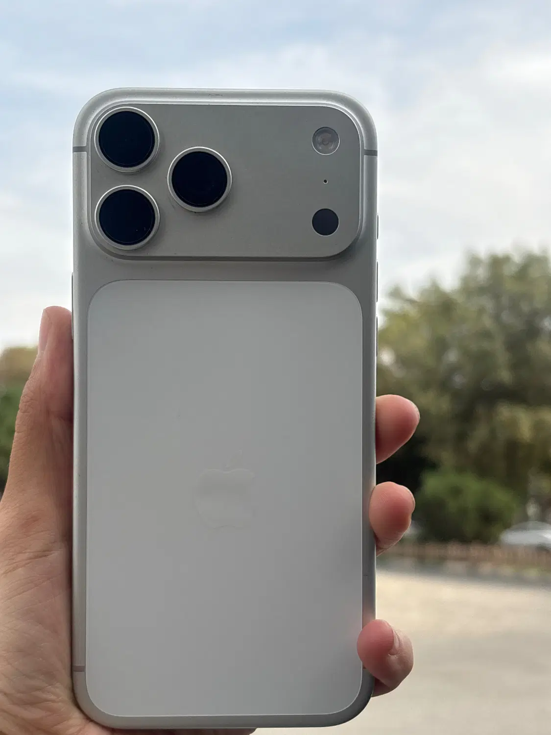 17pro max|موبایل|قم, سالاریه|دیوار