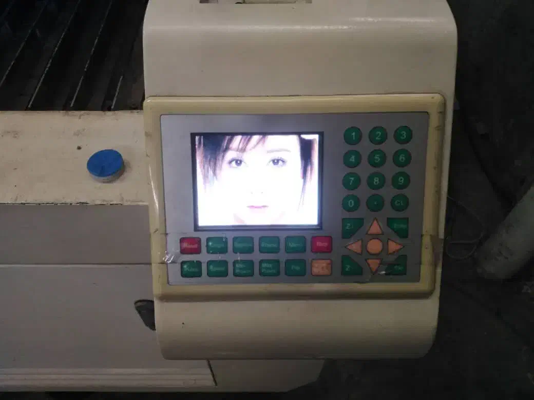 دستگاه لیزر ۱۳۰.۱۸۰   ۱۲۰۱۸۰|ماشین‌آلات صنعتی|ری, تصفیه خانه|دیوار