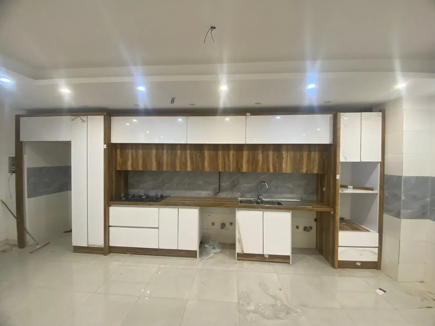 شاگرد برای کار در کابینت کاری|استخدام صنعتی، فنی، مهندسی|لاهیجان, کوی خزر|دیوار