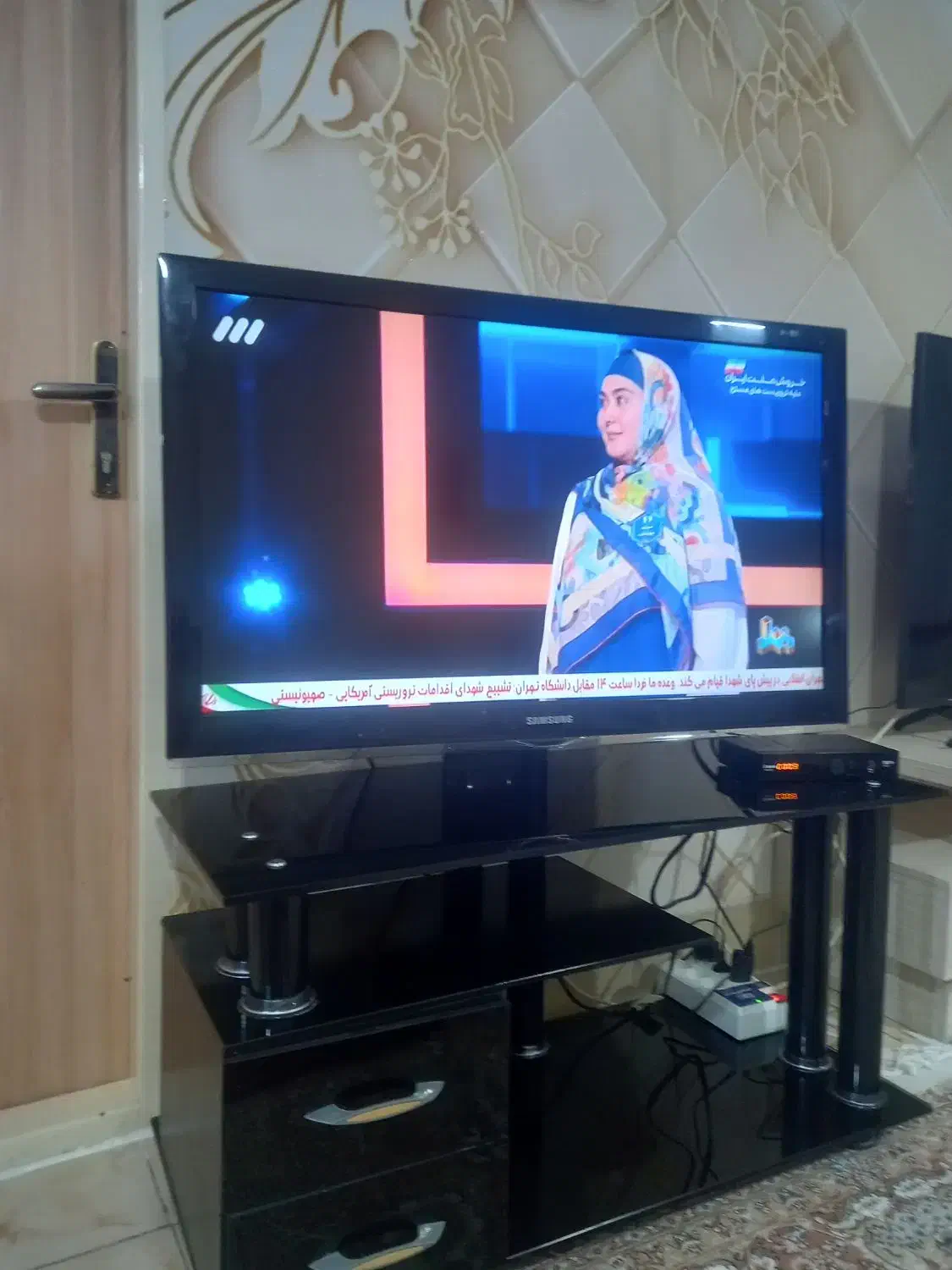 تلویزیون سامسونگ ۴۲|تلویزیون و پروژکتور|کوهدشت, |دیوار