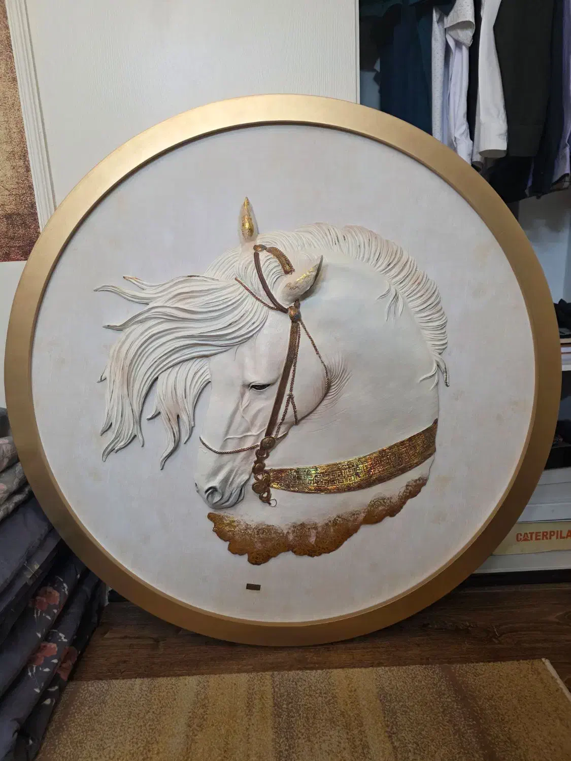 تابلو اسب برند لوتوس|تابلو، نقاشی، عکس|تهران, آسمان|دیوار