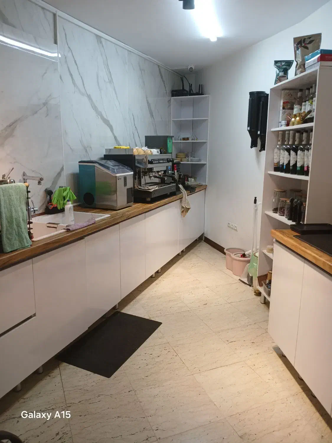 ۴۰ متر (مناسب کافی شاپ)|اجارهٔ مغازه و غرفه|تهران, اختیاریه|دیوار