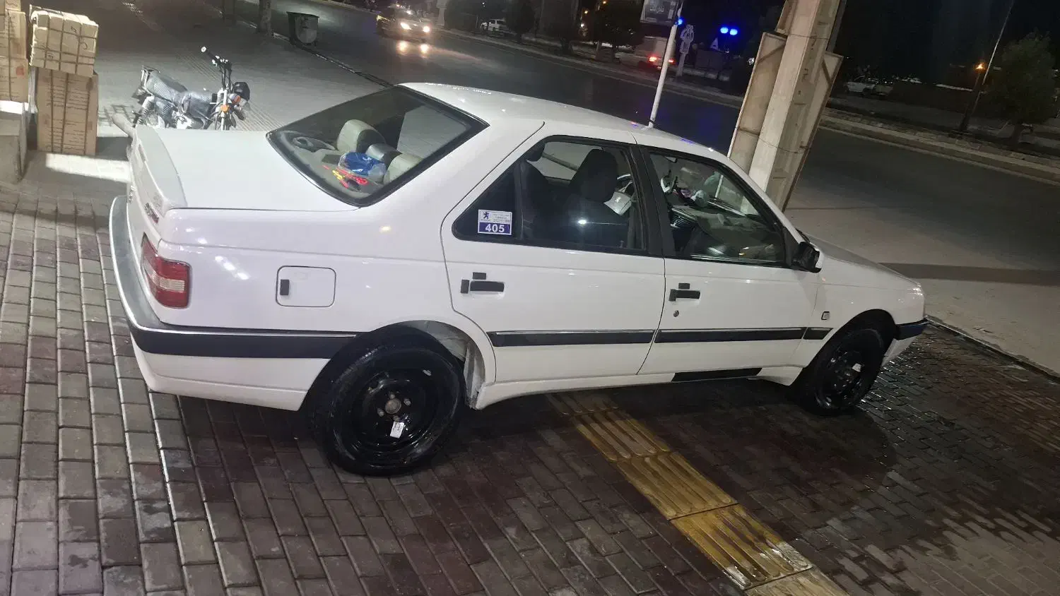 پژو ۴۰۵ تیوفایو|خودرو سواری و وانت|آبپخش, |دیوار