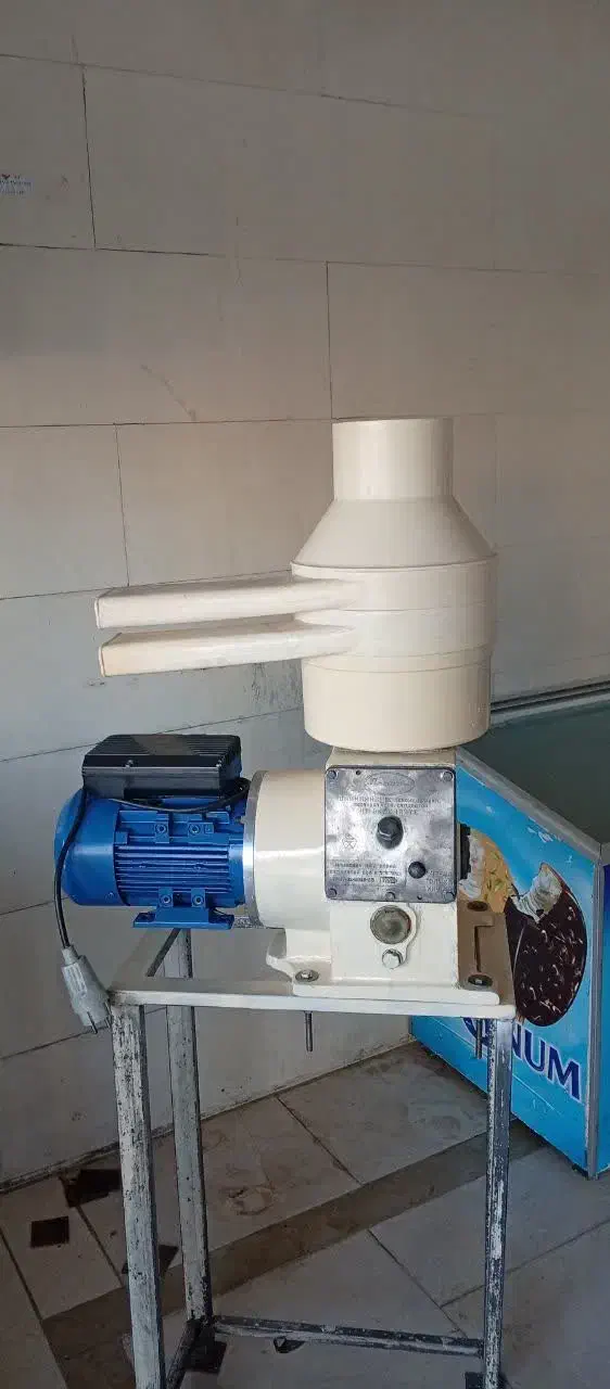 خامه گیر یک تن یا سپراتورچرخ شیر|ماشین‌آلات صنعتی|صباشهر, |دیوار