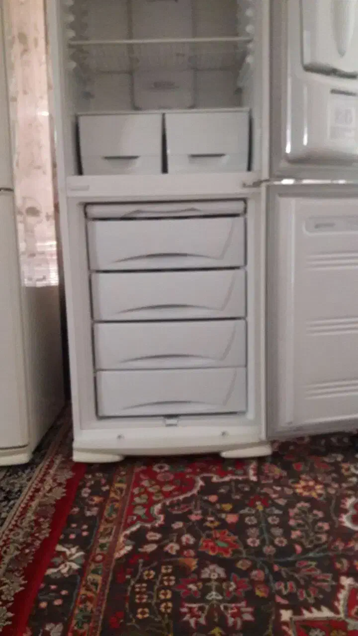 یخچال فریزر امرسان بسیار تمیز بدون ایراد|یخچال و فریزر|خوی, |دیوار