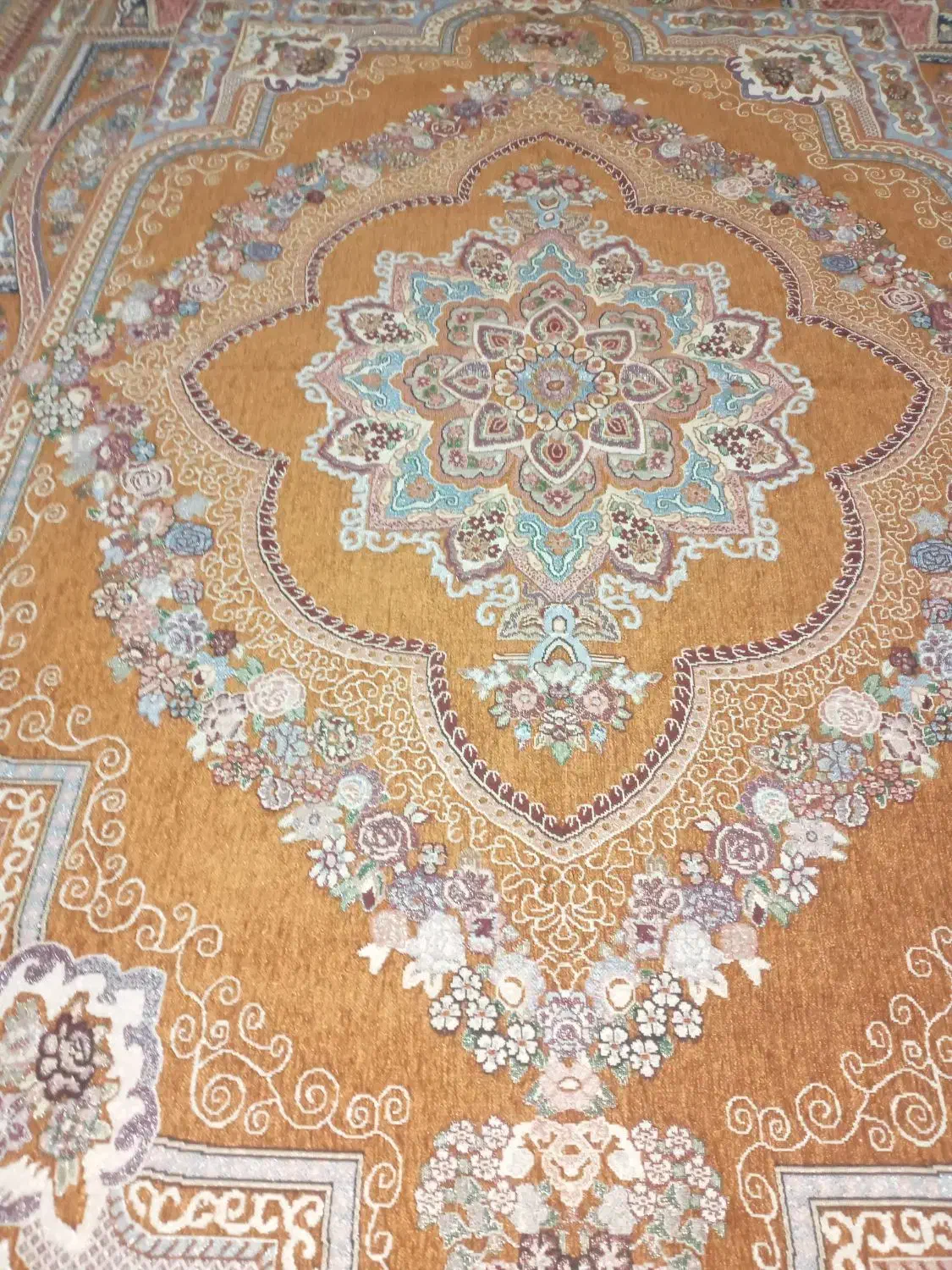 رو فرشی|روفرشی|هشتگرد, فاز ۱ مهستان|دیوار