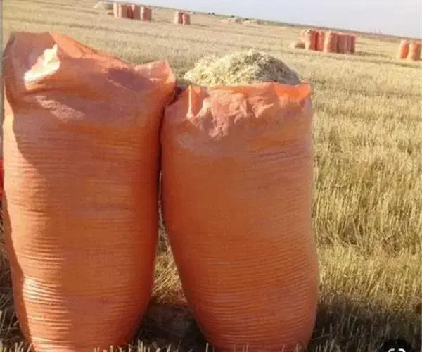 ۱۰ شلیف کاه گندم منی ۱۴۰۰۰۰ تومان|خدمات باغبانی و درختکاری|فرخ‌شهر, |دیوار